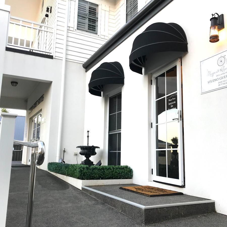מרגרט ריבר Josephines Luxury Accommodation מראה חיצוני תמונה